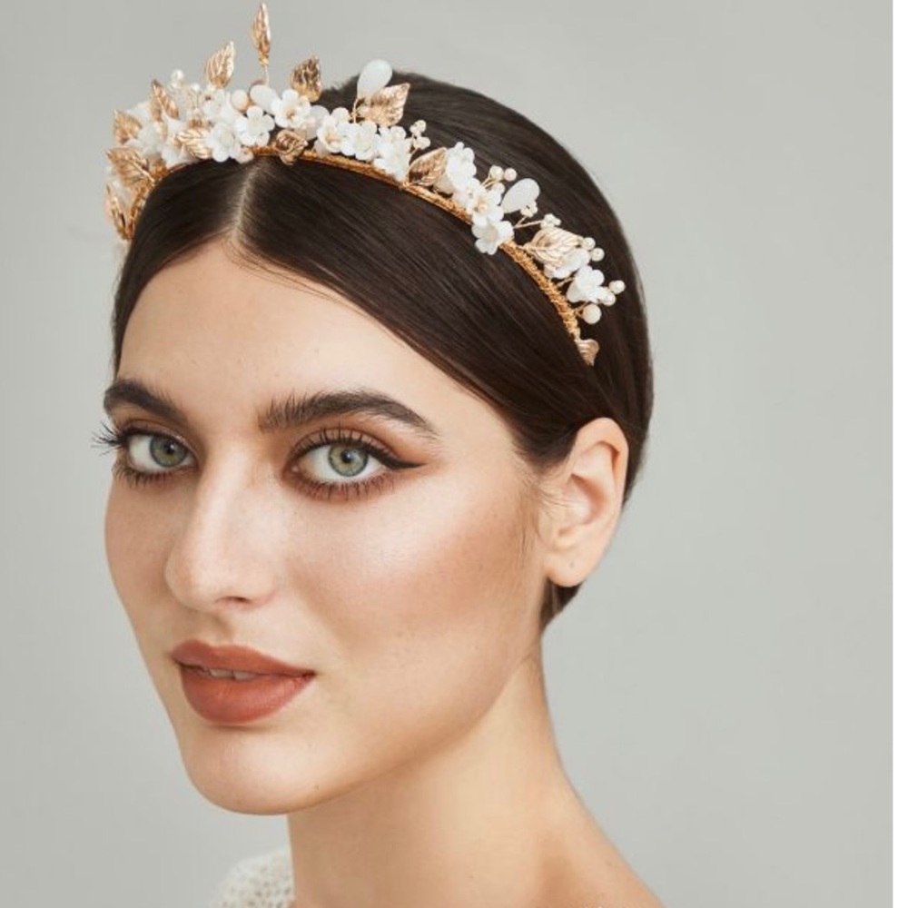 Beautiful Floral Headpiece / Headband / Hair Accessory